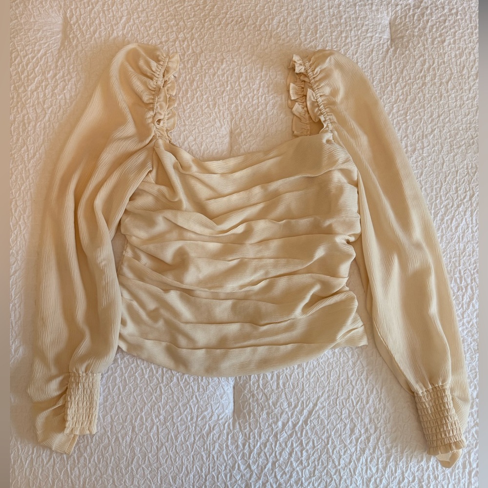 ASTR the Label Ruched Long Sleeve Blouse – Cream/Ivory, Size XL - Picture 3 of 10